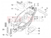 Helmet huosing - Undersaddle - Aprilia SR MAX 125 2013