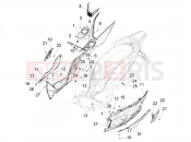 Central cover - Footrests - Piaggio Medley 200 E5+ (EU) 2024